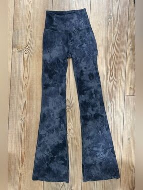 Lululemon flare leggings